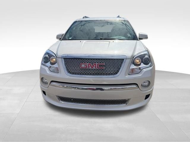 Used 2011 GMC Acadia Denali image 4