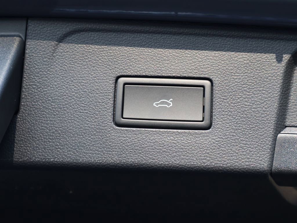 New 2026 Volkswagen Atlas SEL Premium R-Line image 21