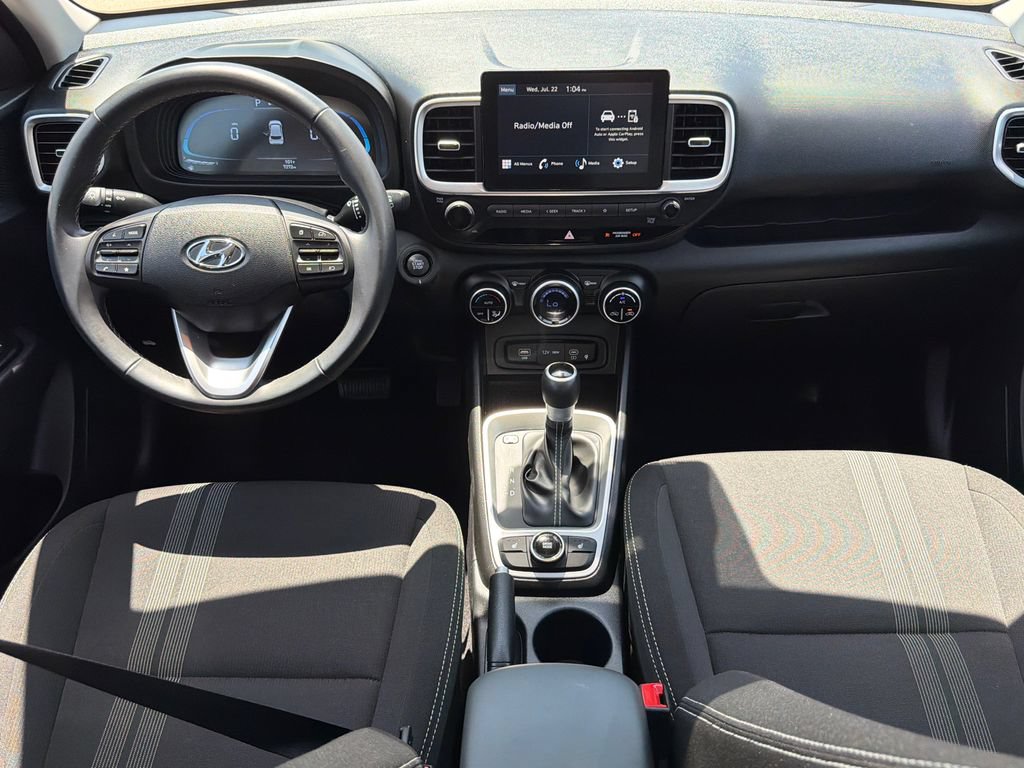 Used 2026 Hyundai Venue SEL FWD image 11