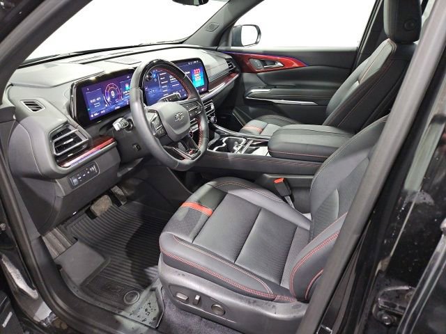Certified 2025 Chevrolet Traverse RS w/ LPO, Floor Liner Package AWD/4WD image 13