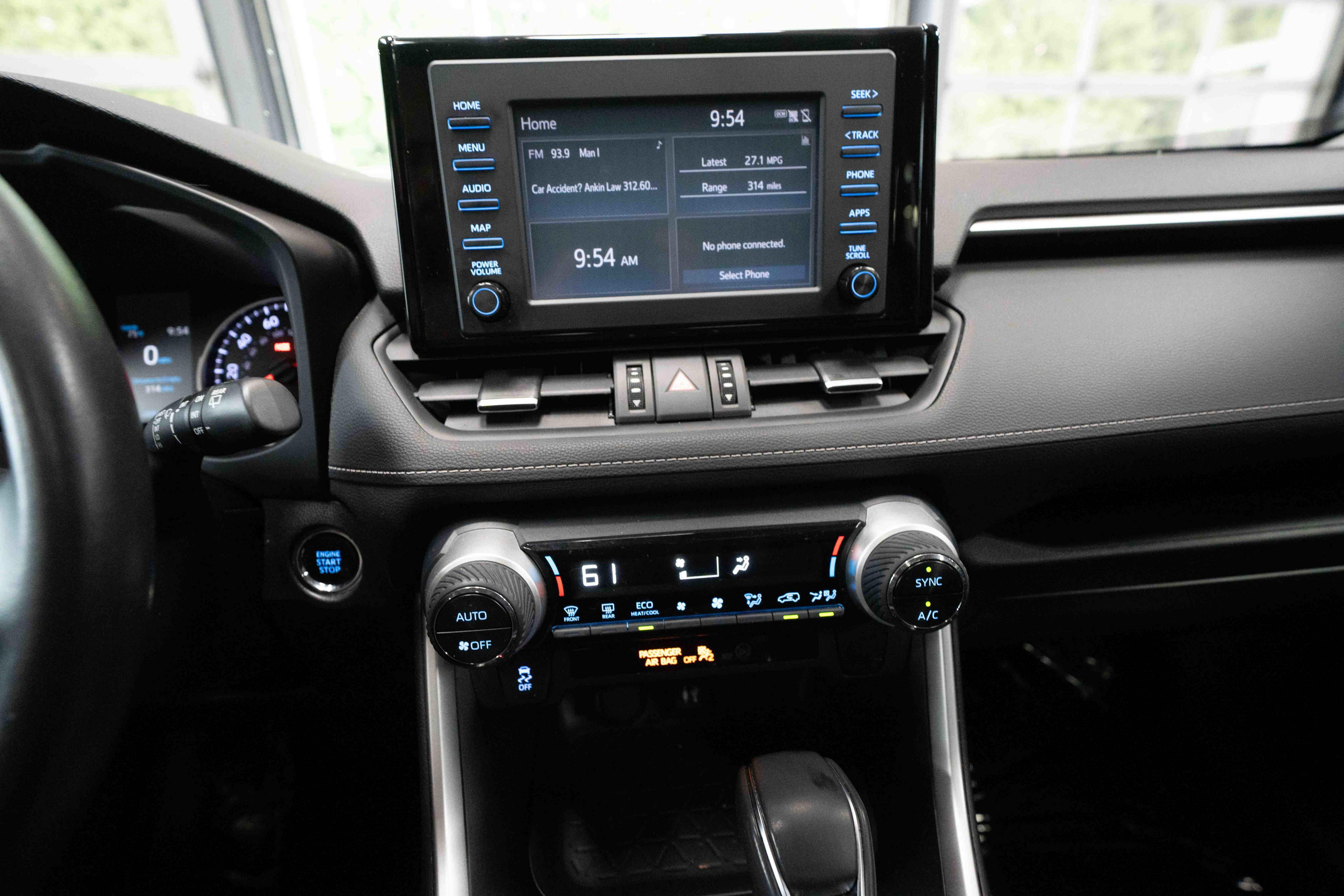 Used 2019 Toyota RAV4 XLE Premium w/ All Weather Liner Package AWD/4WD image 17