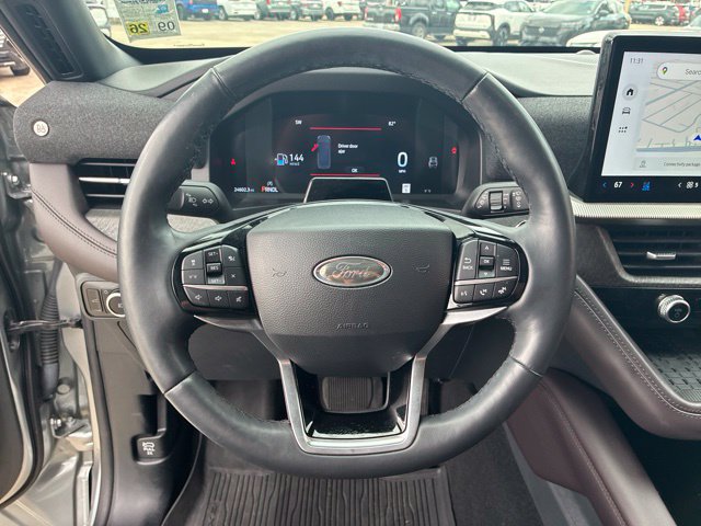 Used 2025 Ford Explorer Platinum w/ Ultimate Package AWD/4WD image 22