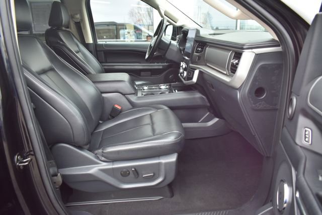 Used 2024 Ford Expedition XLT image 52