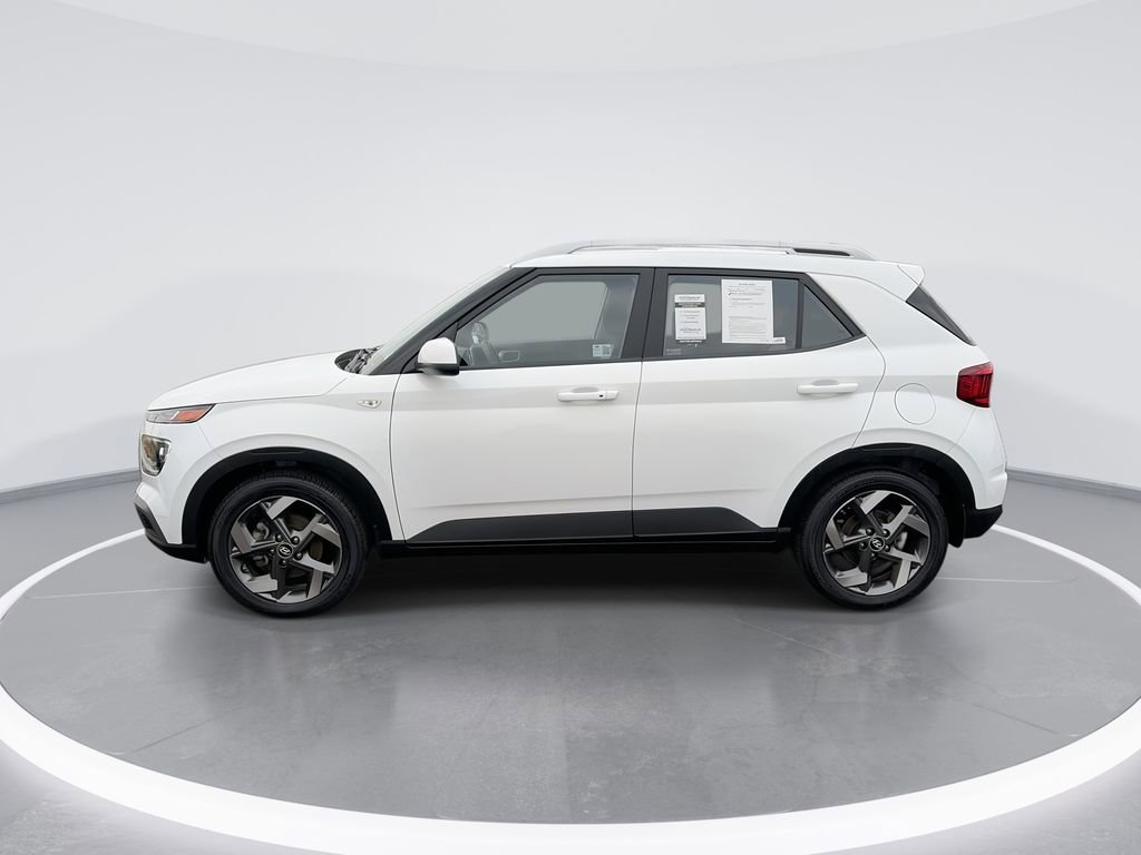 Used 2024 Hyundai Venue SEL image 5