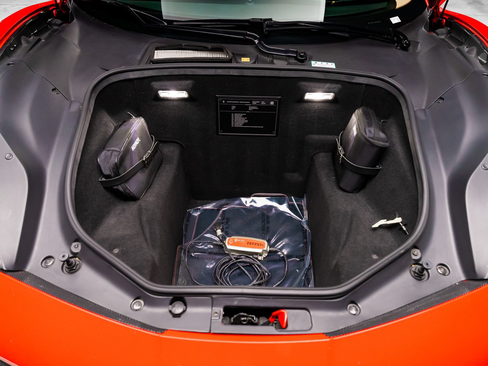 Used 2018 Ferrari 488 GTB RWD image 45