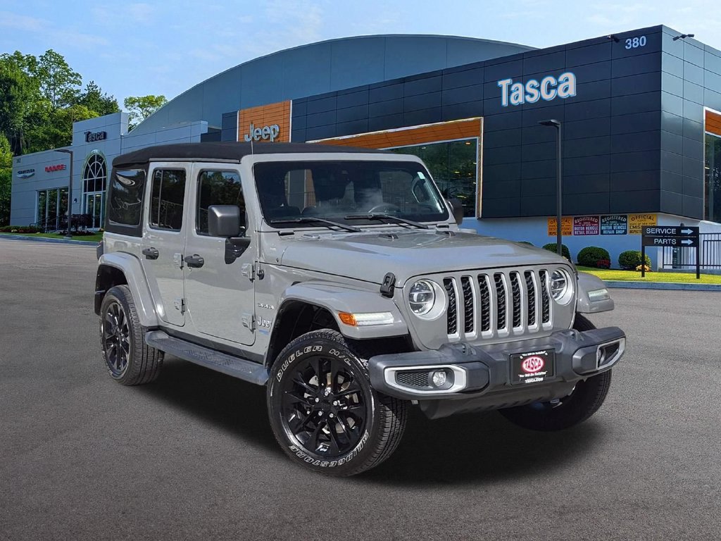 Used 2021 Jeep Wrangler Unlimited Sahara w/ Cold Weather Group AWD/4WD image 1