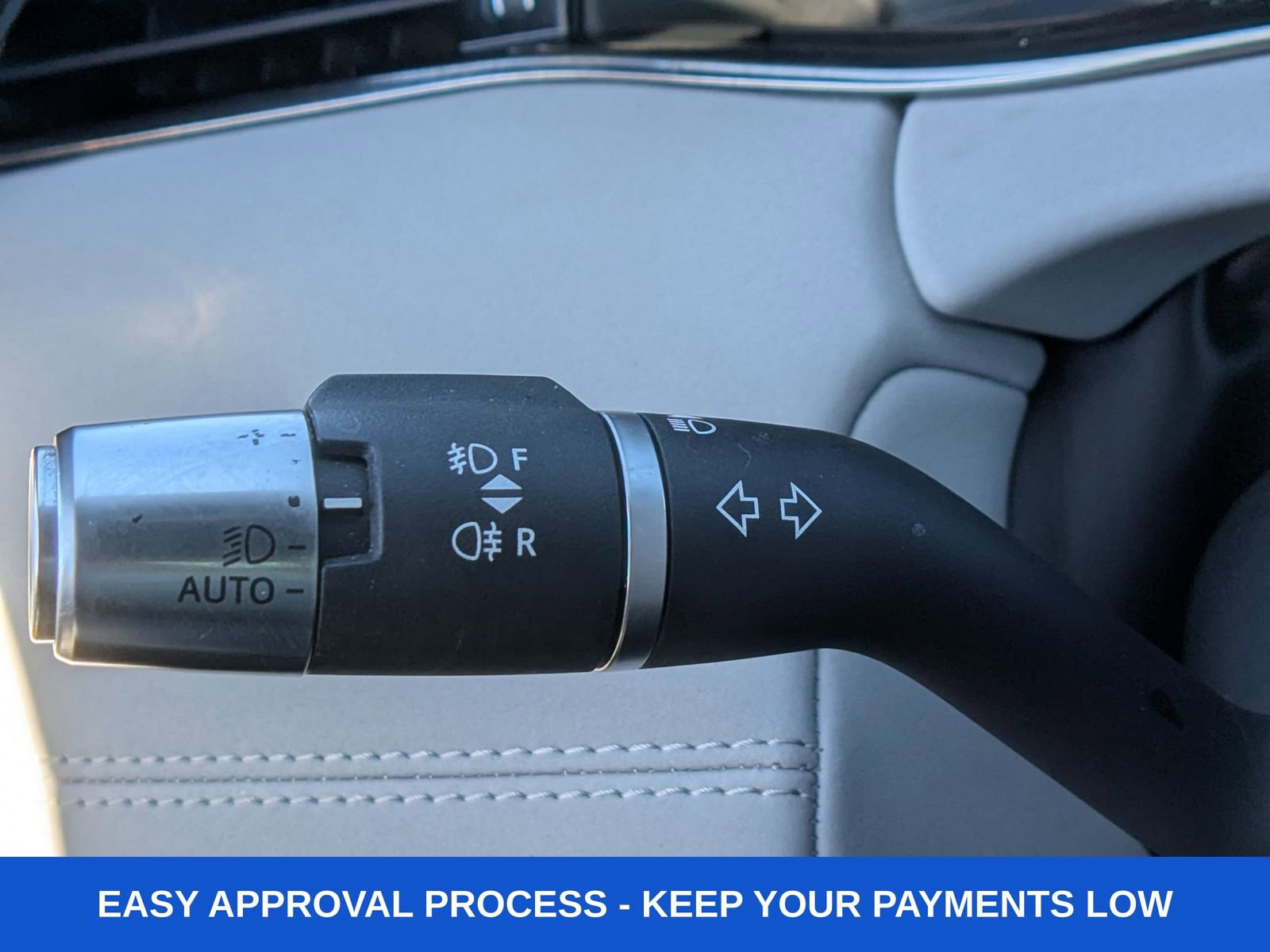 Used 2020 Land Rover Range Rover Evoque First Edition image 41