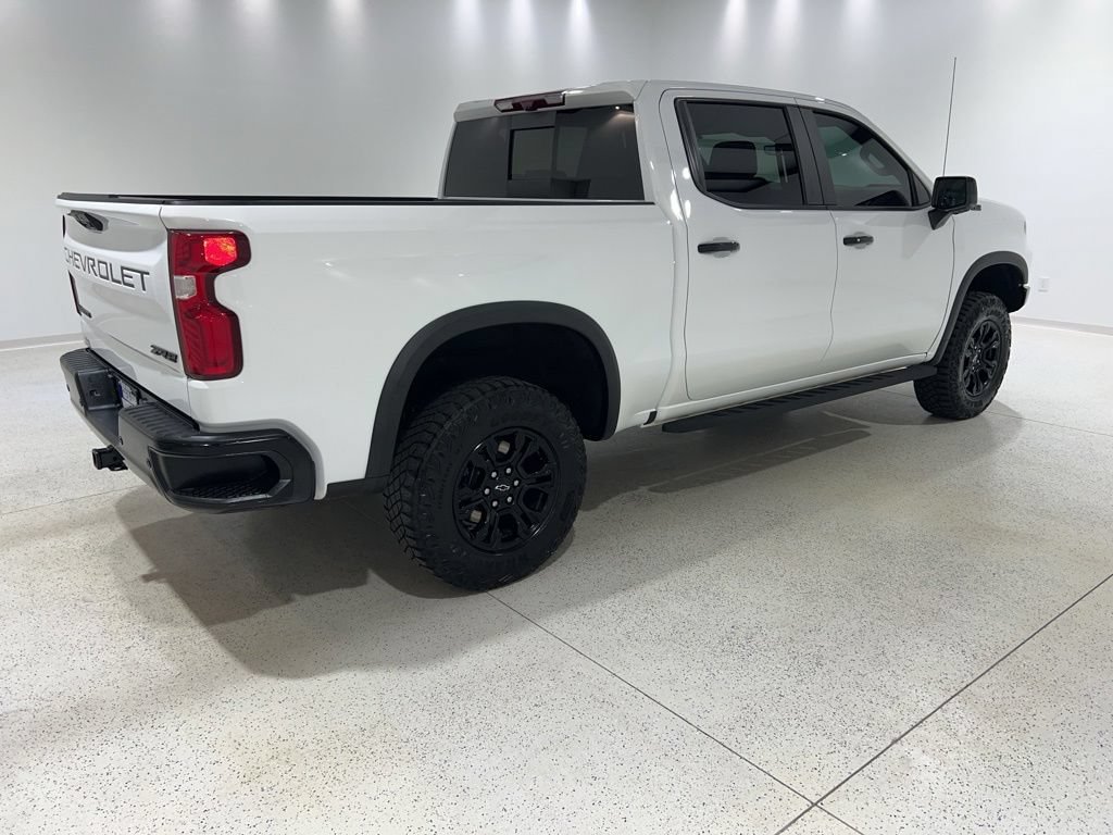 Used 2024 Chevrolet Silverado 1500 ZR2 w/ Technology Package AWD/4WD image 5