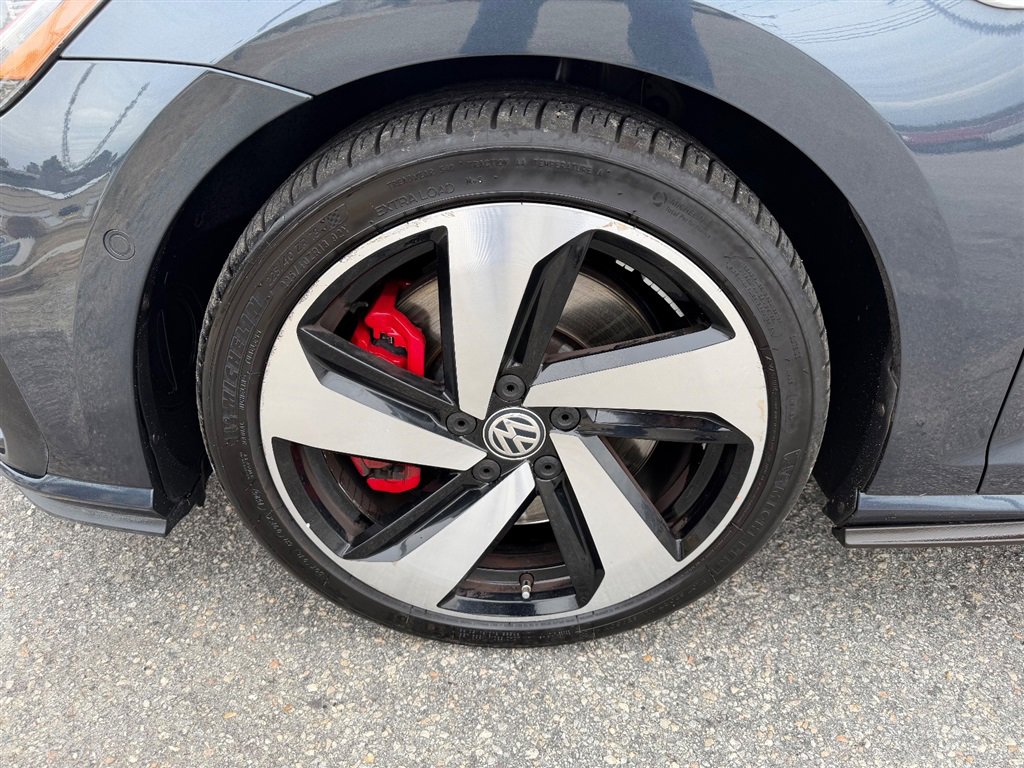 Used 2018 Volkswagen GTI Autobahn image 10