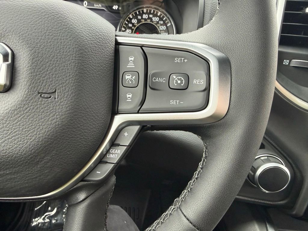 New 2025 RAM 1500 Big Horn AWD/4WD image 17