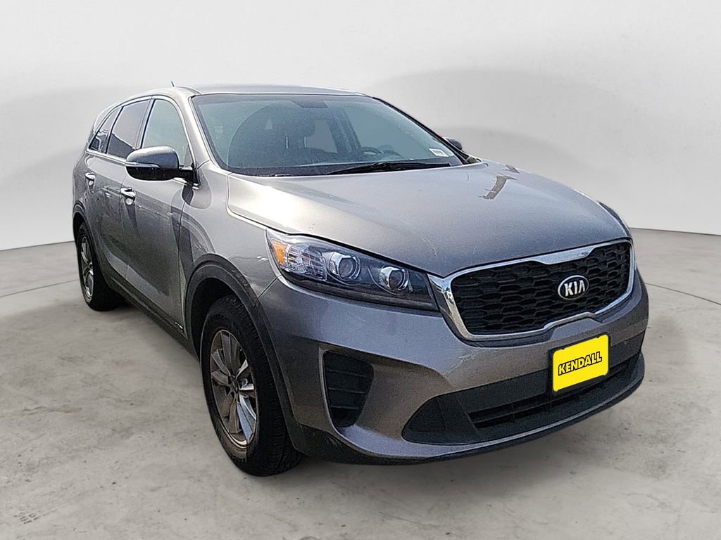 Used 2019 Kia Sorento LX image 5