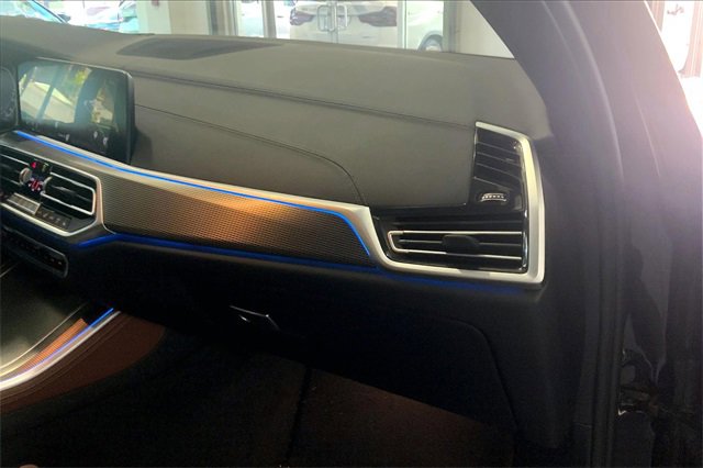Used 2022 BMW X5 xDrive45e w/ M Sport Package image 15