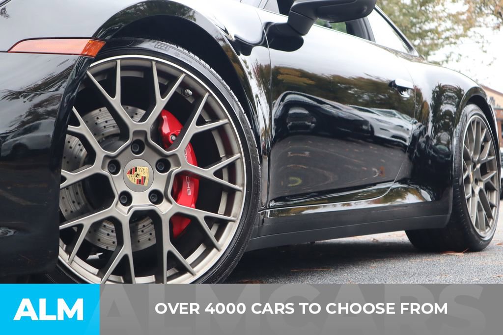 Used 2022 Porsche 911 Carrera S RWD image 3