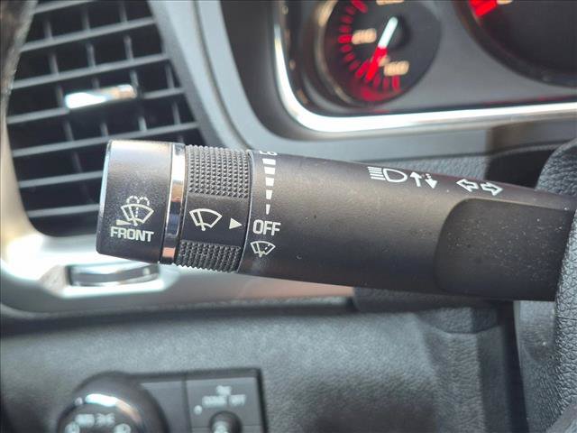 Used 2015 GMC Acadia SLE FWD image 6