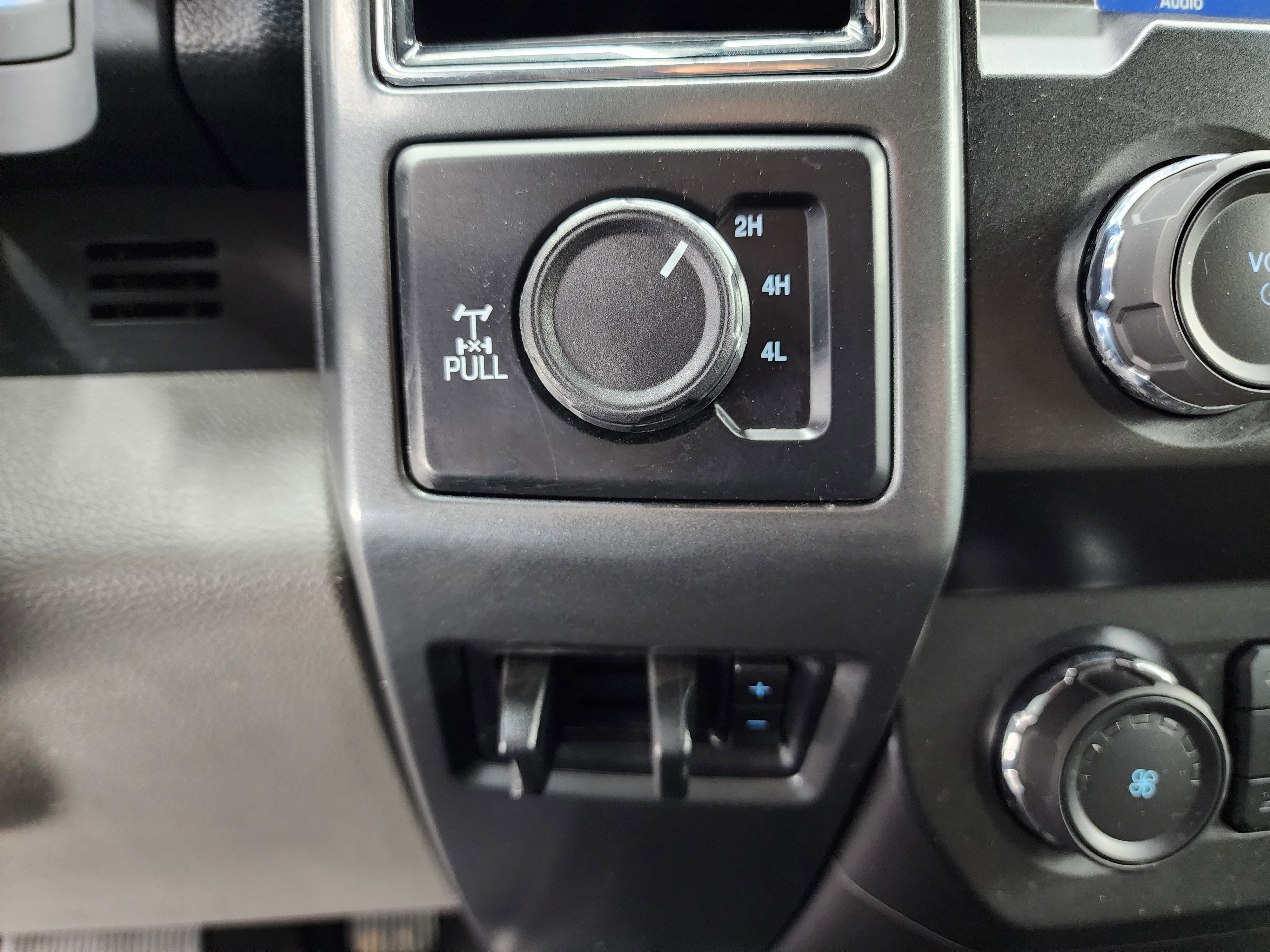 Used 2022 Ford F350 XLT w/ XLT Value Package image 58