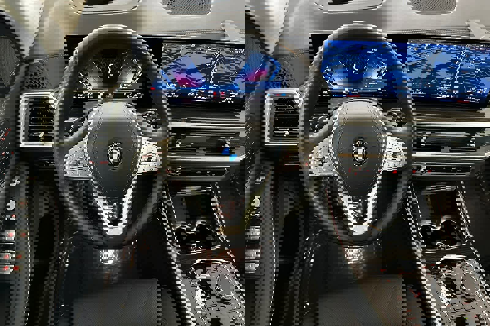 Used 2024 BMW X7 xDrive40i image 14