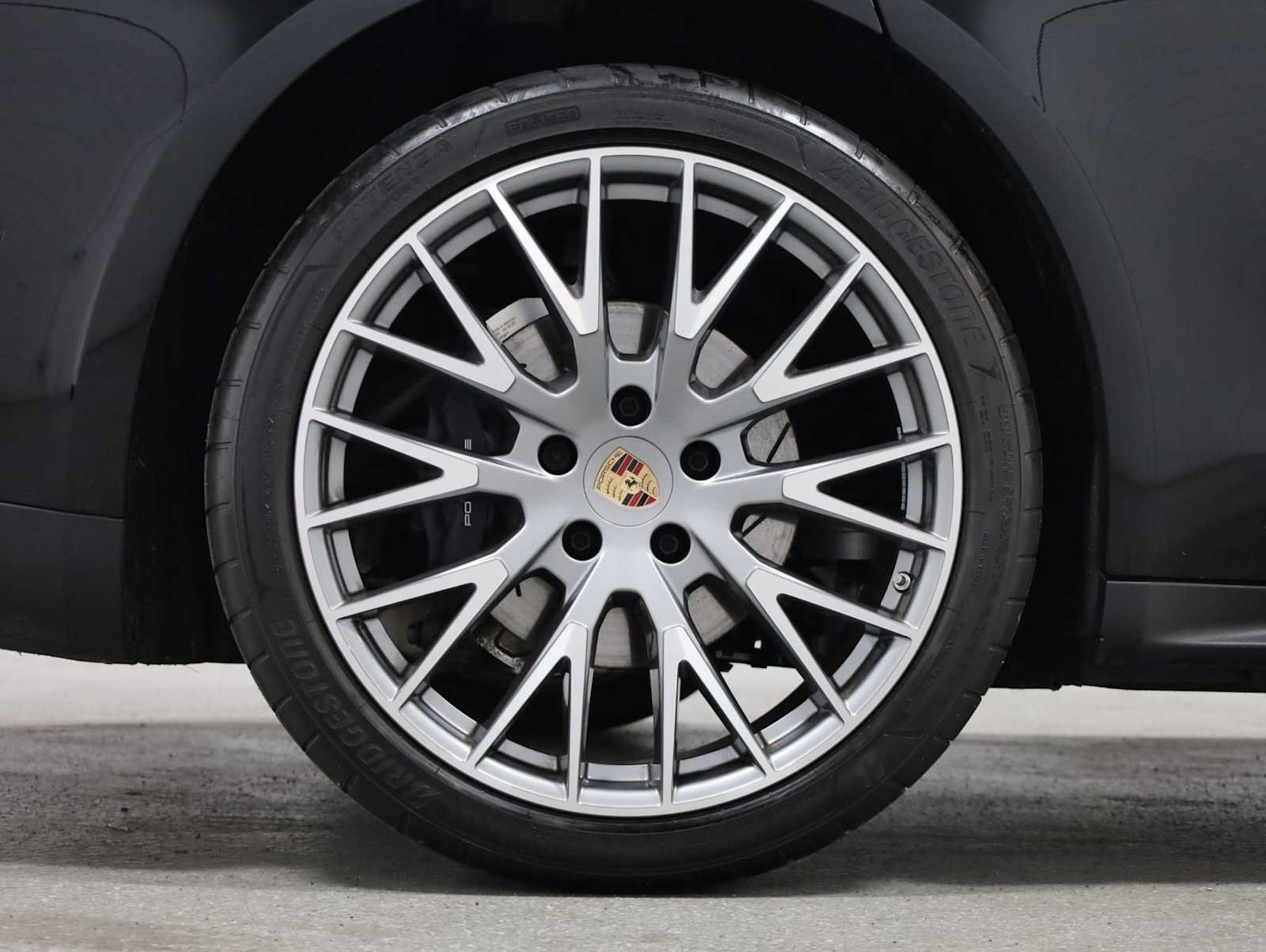 Certified 2026 Porsche Panamera RWD image 38