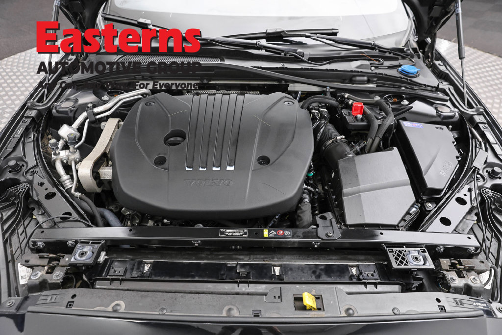 Used 2024 Volvo S60 B5 Plus FWD image 8
