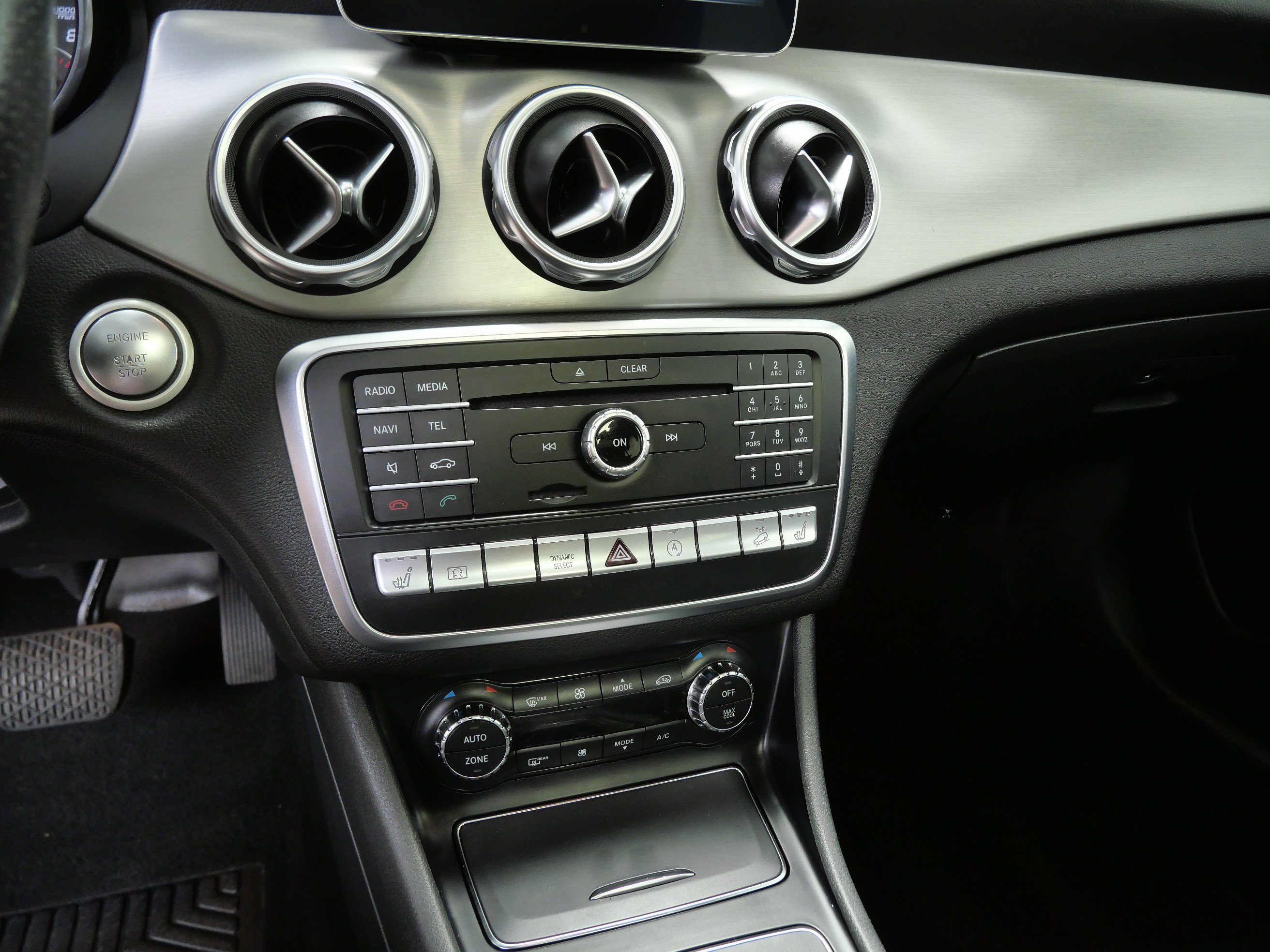 Used 2018 Mercedes-Benz GLA 250 4MATIC image 20