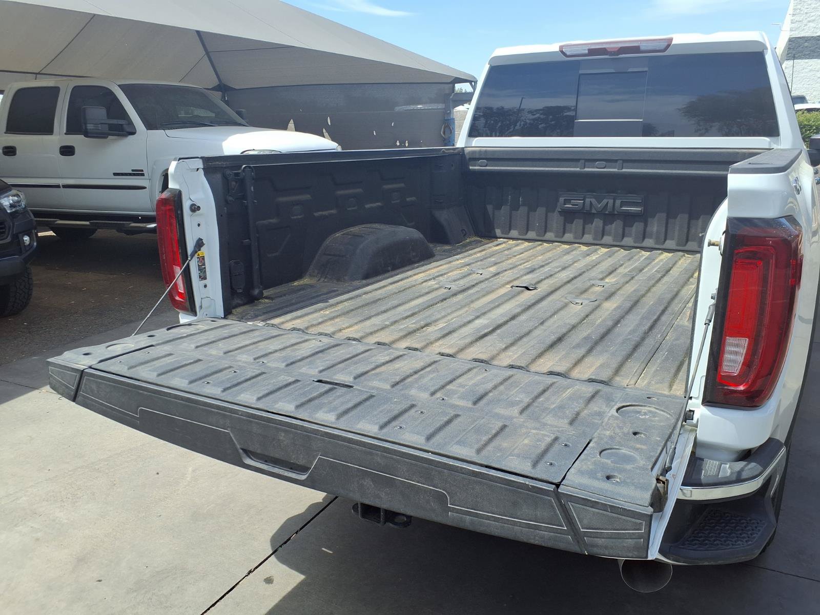 Used 2023 GMC Sierra 2500 SLT w/ SLT Convenience Package AWD/4WD image 13