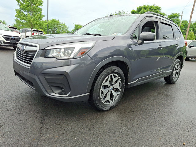 Used 2020 Subaru Forester Premium AWD/4WD image 3