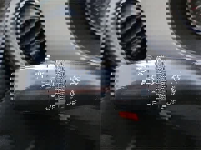 Used 2009 MAZDA MX-5 Miata Sport image 25