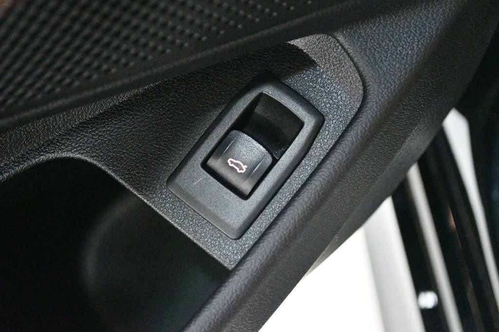 Used 2021 BMW 330i xDrive Sedan image 75