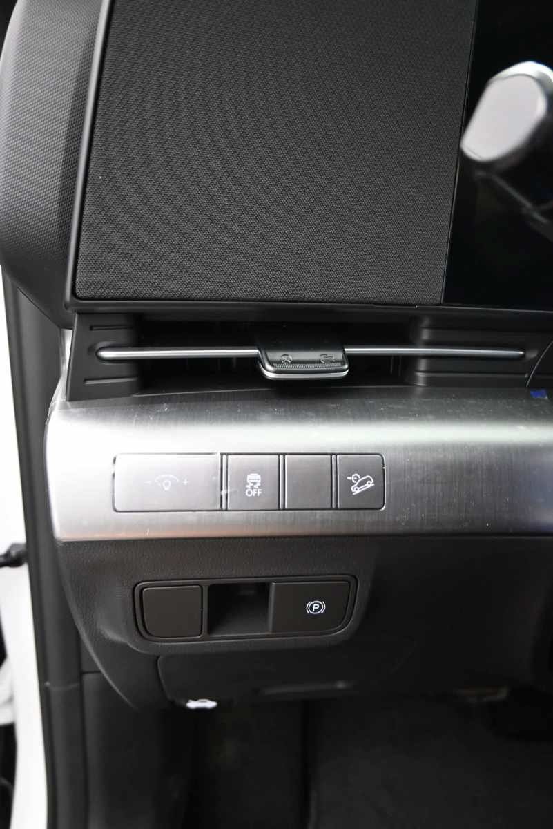 New 2026 Hyundai Kona SEL Premium AWD/4WD image 22