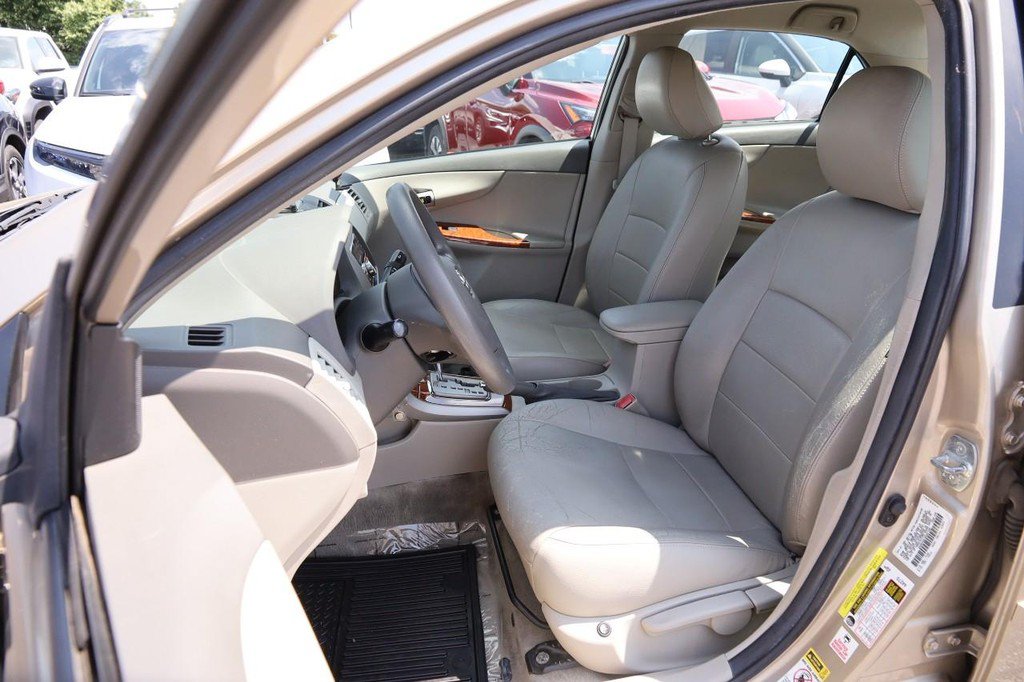 Used 2009 Toyota Corolla XLE FWD image 7