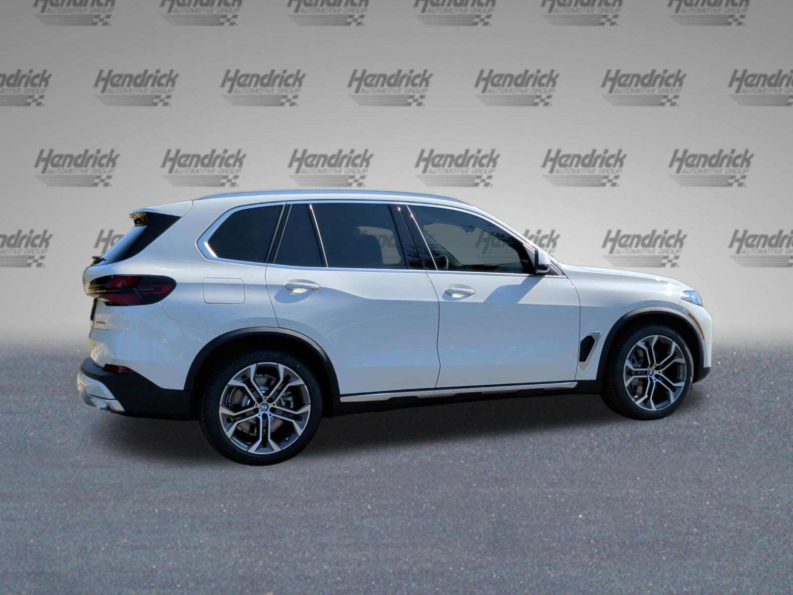 Used 2026 BMW X5 xDrive50e w/ Climate Comfort Package AWD/4WD image 9