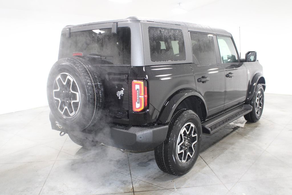 New 2025 Ford Bronco Outer Banks image 8