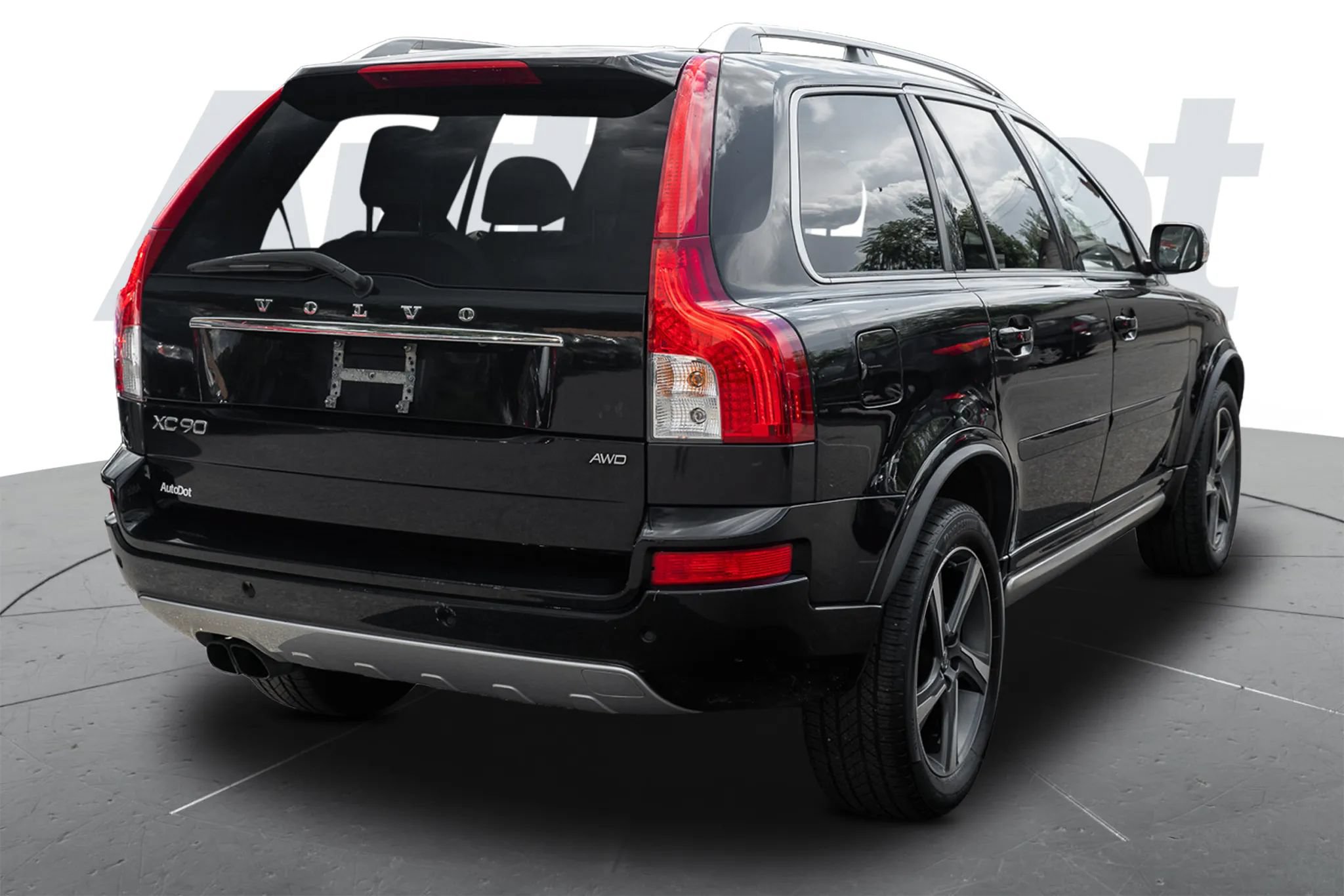 Used 2014 Volvo XC90 3.2 R-Design AWD/4WD image 3