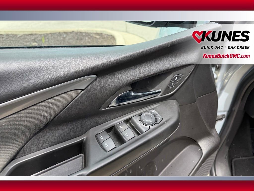 Used 2023 Chevrolet Bolt LT w/ Driver Confidence Package FWD image 8