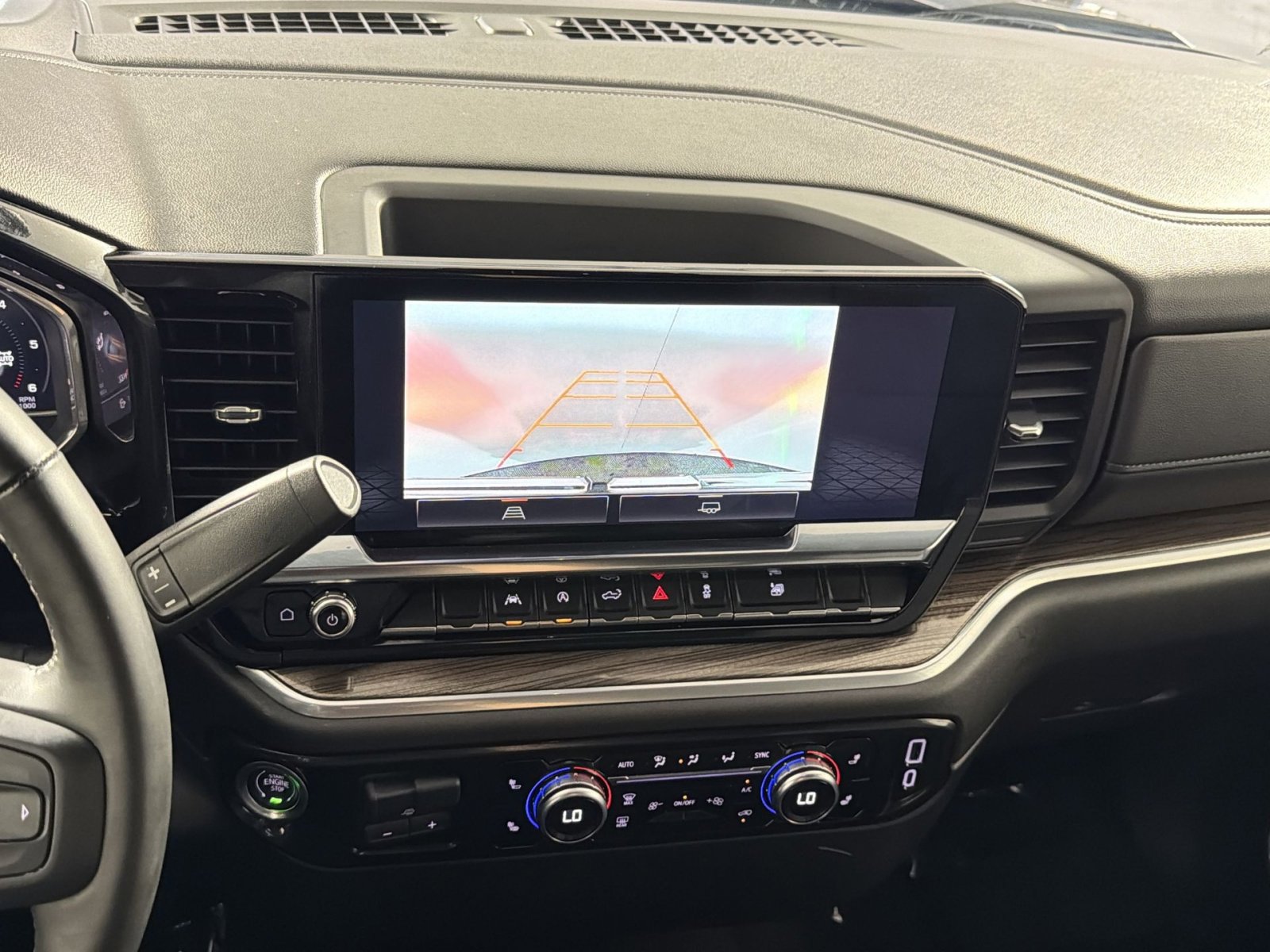 Used 2025 GMC Sierra 1500 Elevation image 19