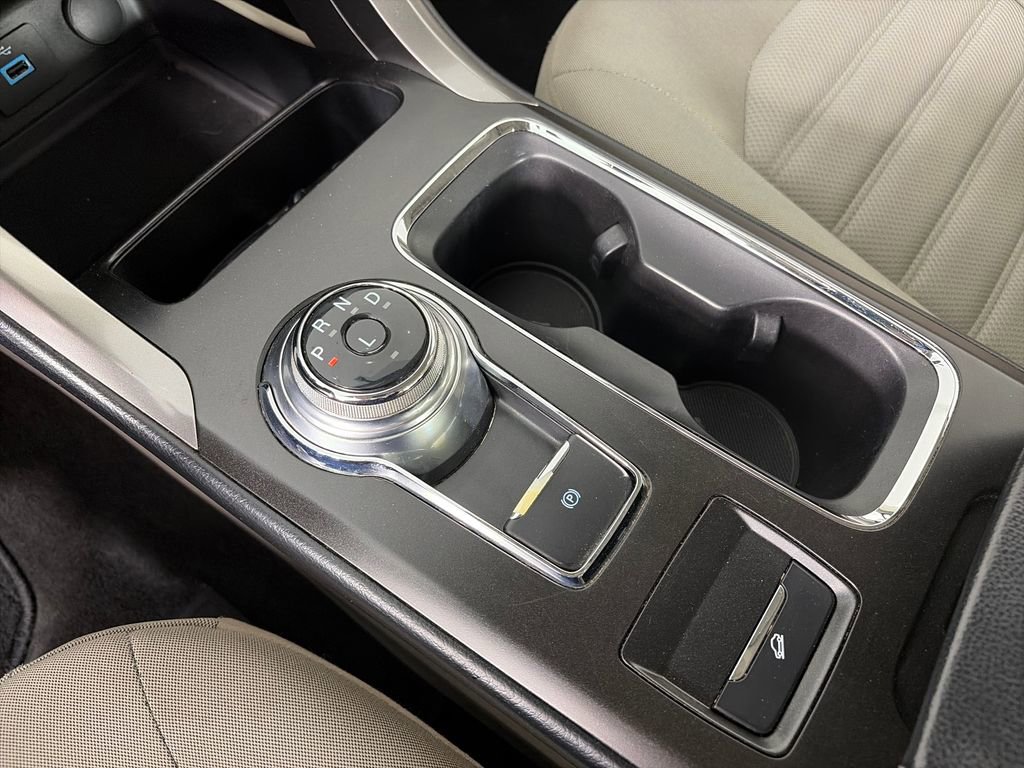 Used 2018 Ford Fusion SE image 22