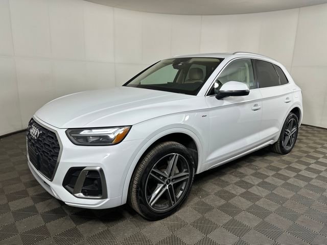 Used 2022 Audi Q5 e Premium Plus w/ Premium Plus Package image 7