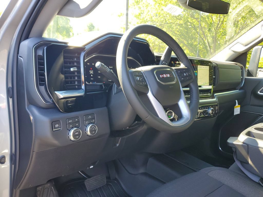 New 2026 GMC Sierra 2500 SLE w/ SLE Value Package; AWD/4WD image 17