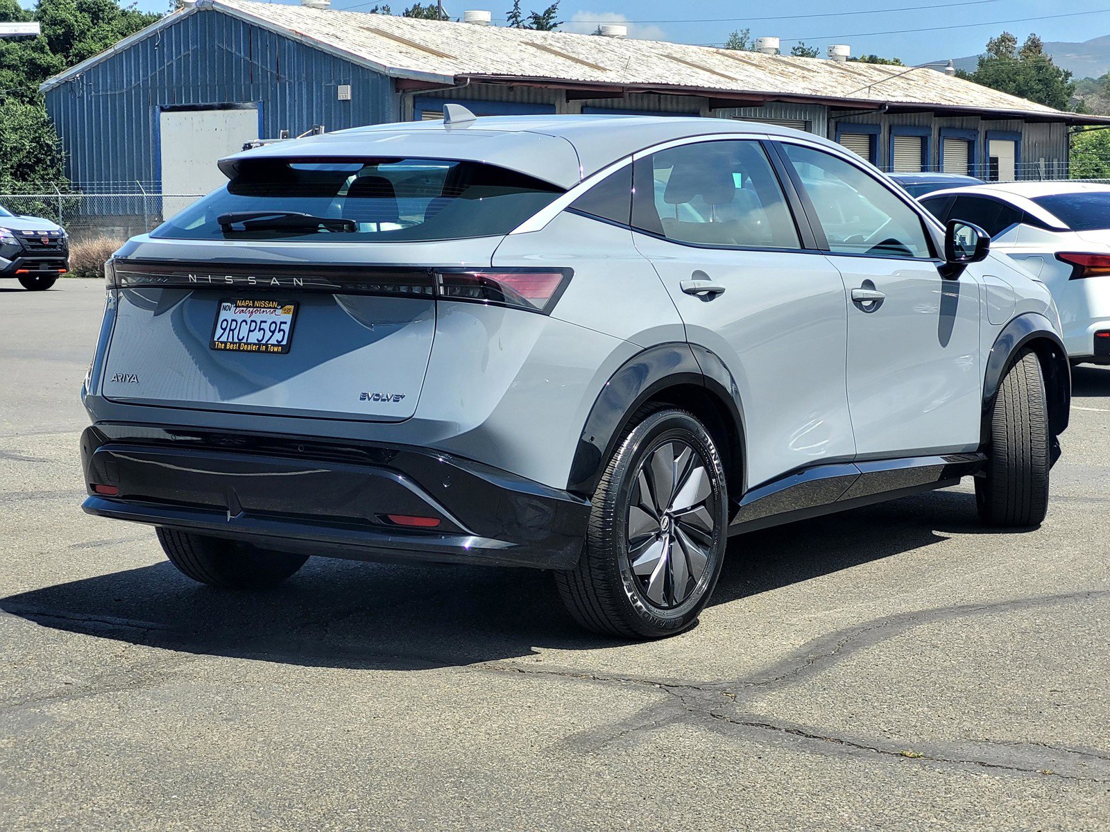 Certified 2024 Nissan Ariya FWD image 4