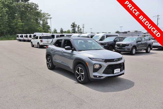 Used 2023 Chevrolet TrailBlazer RS w/ Sun and Liftgate Package image 11