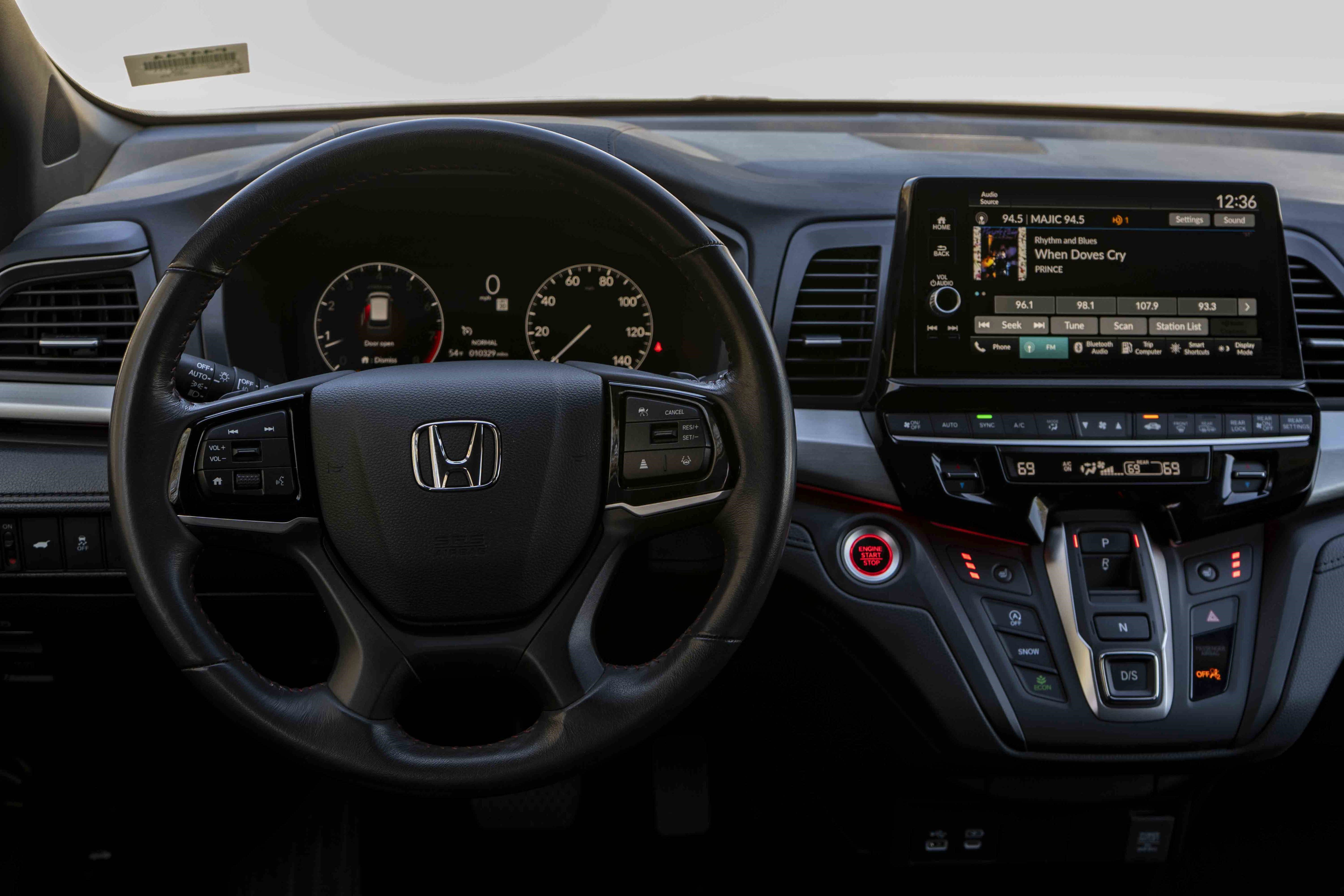 Used 2025 Honda Odyssey Sport-L image 20