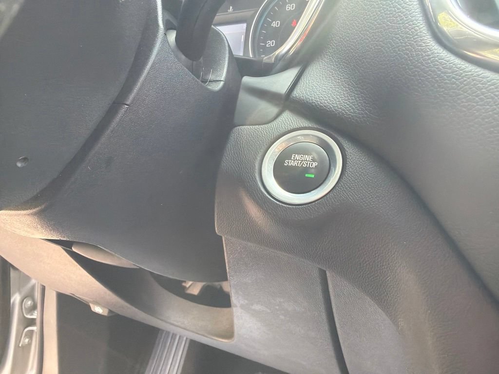 Used 2021 Chevrolet Equinox LT AWD/4WD image 23