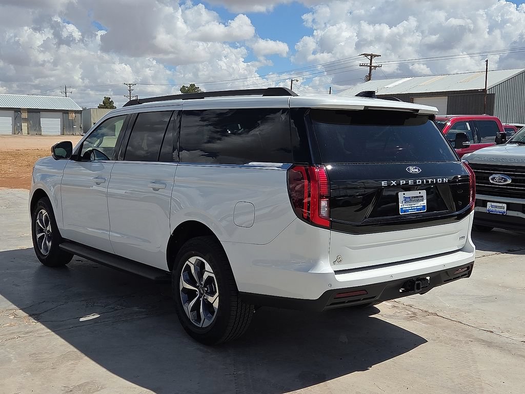 New 2027 Ford Expedition Max Active RWD image 3
