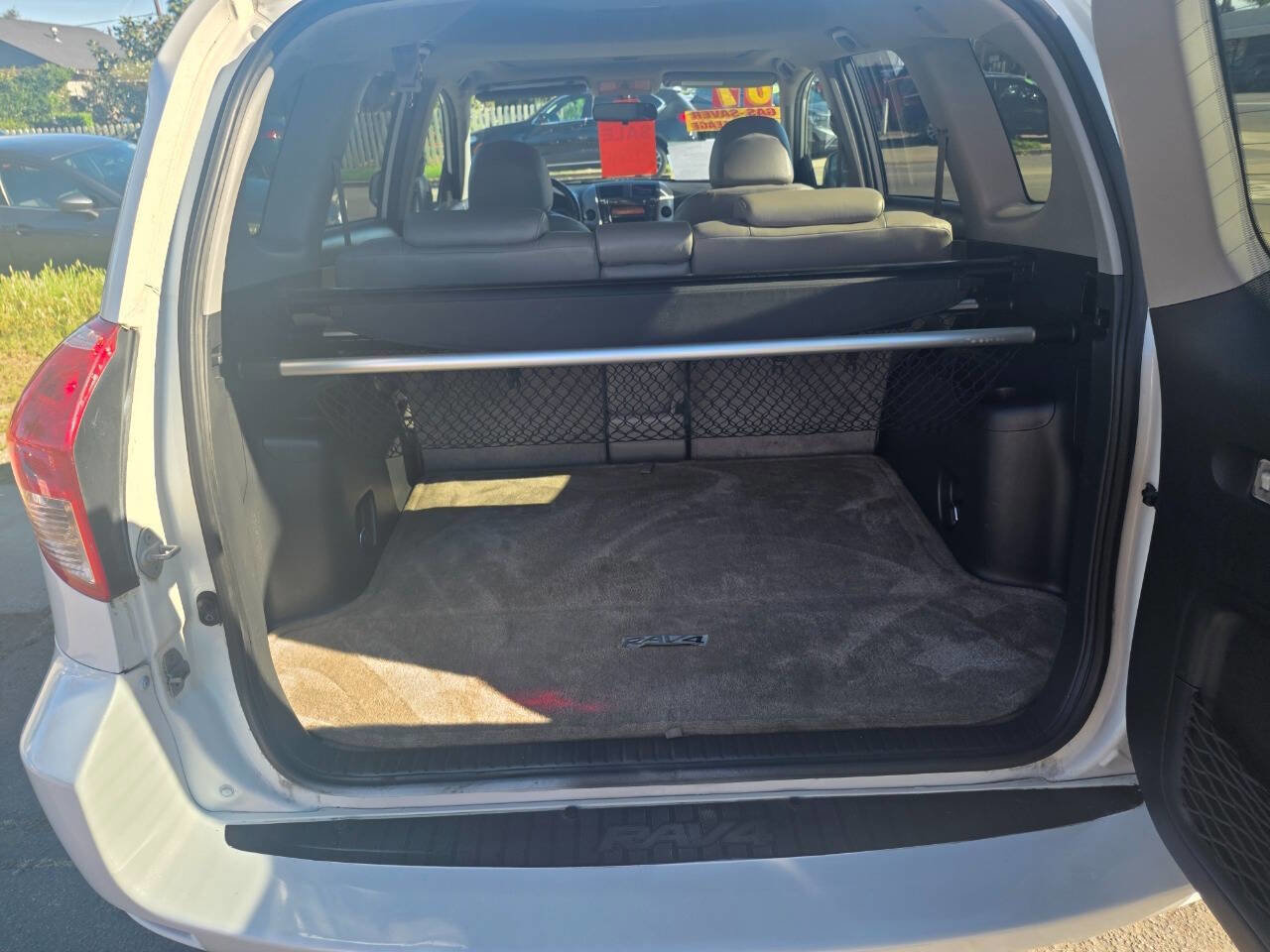 Used 2007 Toyota RAV4 Limited FWD image 16