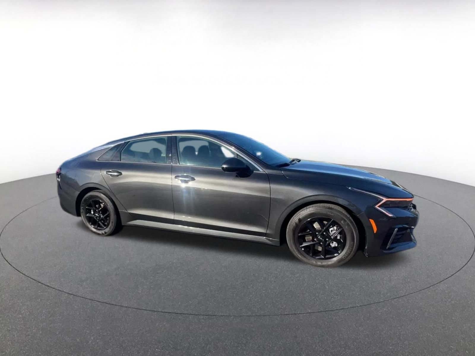 Used 2025 Kia K5 LXS image 2