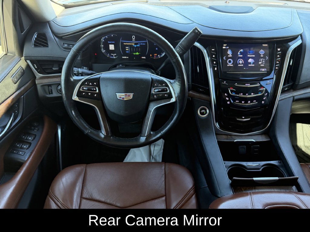 Used 2020 Cadillac Escalade Luxury RWD image 11
