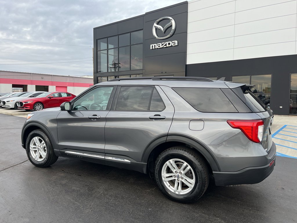 Used 2021 Ford Explorer XLT w/ Class III Trailer Tow Package image 3