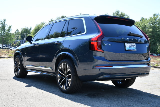 New 2026 Volvo XC90 B6 Plus w/ Protection Package Premier AWD/4WD image 5