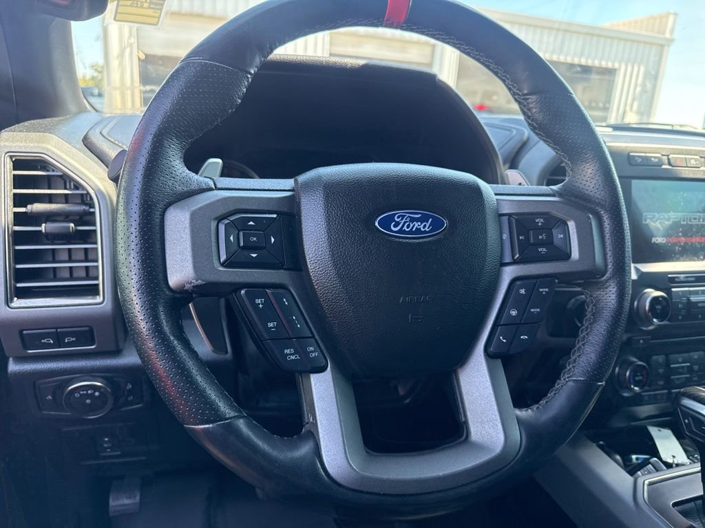 Used 2017 Ford F150 Raptor w/ Equipment Group 802A Luxury AWD/4WD image 9