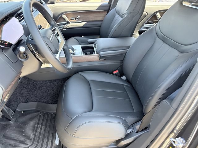 New 2026 Land Rover Range Rover Long Wheelbase SE AWD/4WD image 6