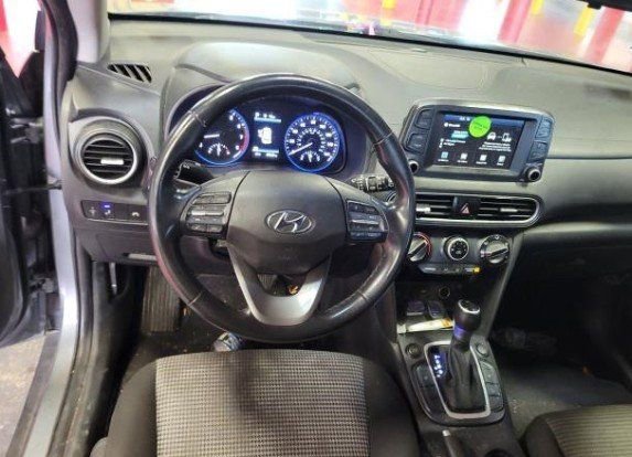Used 2021 Hyundai Kona SEL image 2